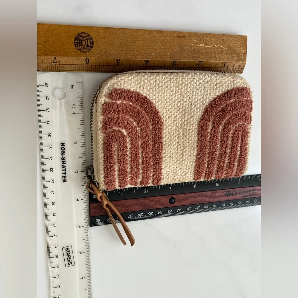 Universal Thread Wallet Small Zip Cream with Brown Strips